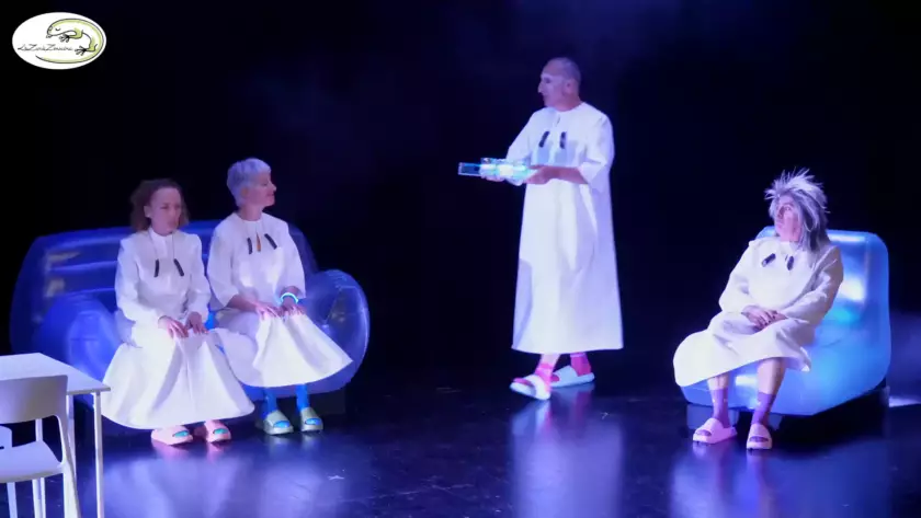IA DEGENERATION pièce de théâtre comique